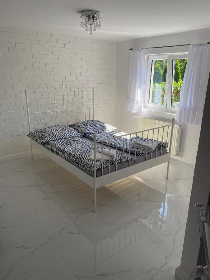 White Apartment Elblag Exterior photo
